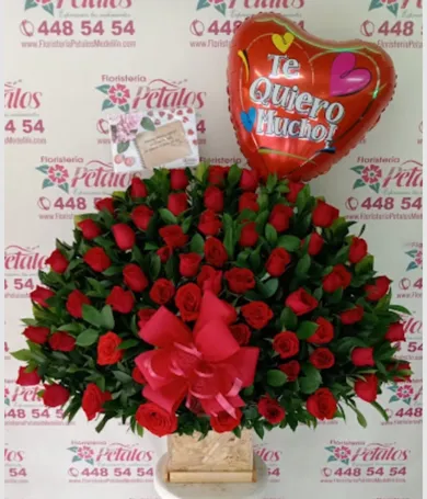 080-Arreglo de rosas rojas clasico